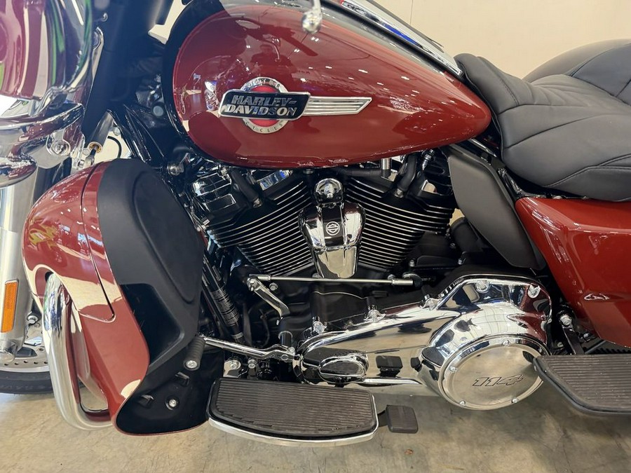 2024 Harley-Davidson® FLHTCUTG - Tri Glide® Ultra