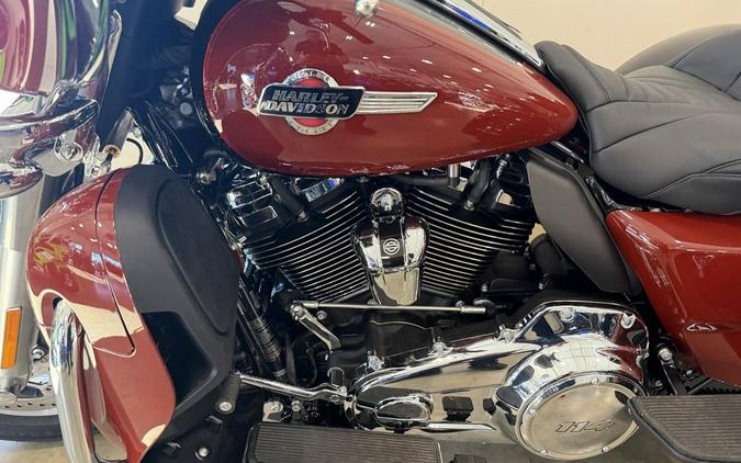2024 Harley-Davidson® FLHTCUTG - Tri Glide® Ultra