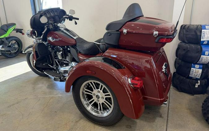 2024 Harley-Davidson® FLHTCUTG - Tri Glide® Ultra