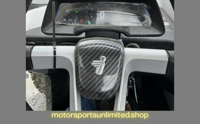 2025 Segway Powersports Villain SX10 WP