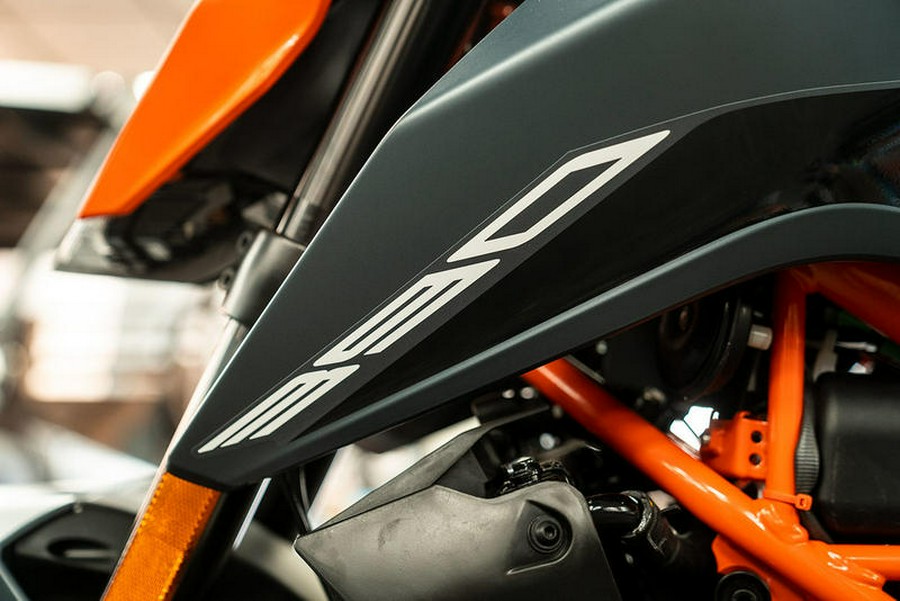 2023 KTM 390 Duke