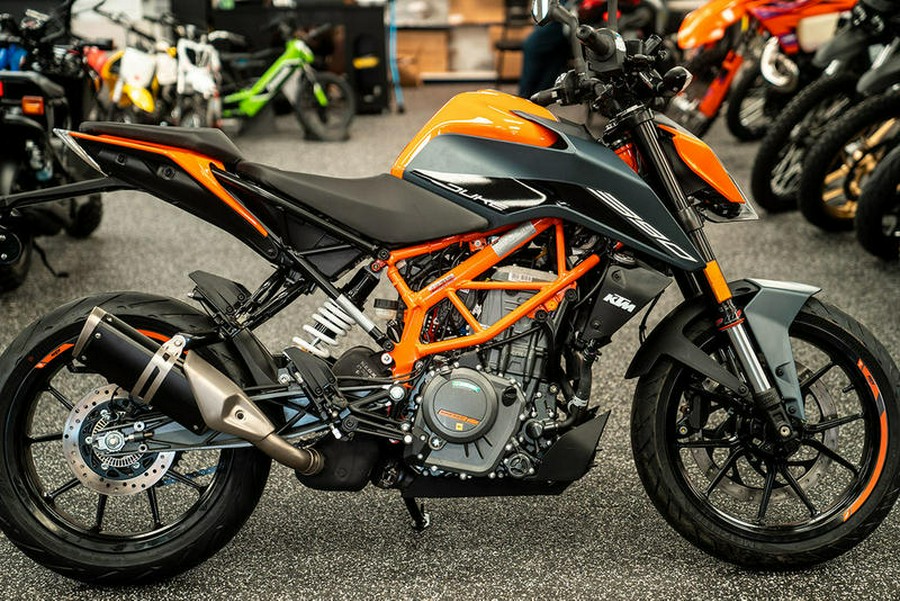 2023 KTM 390 Duke