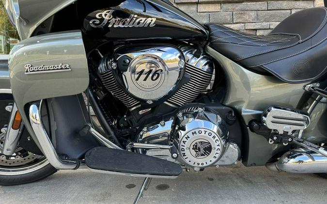 2021 Indian Roadmaster Alumina JadeThunder Black