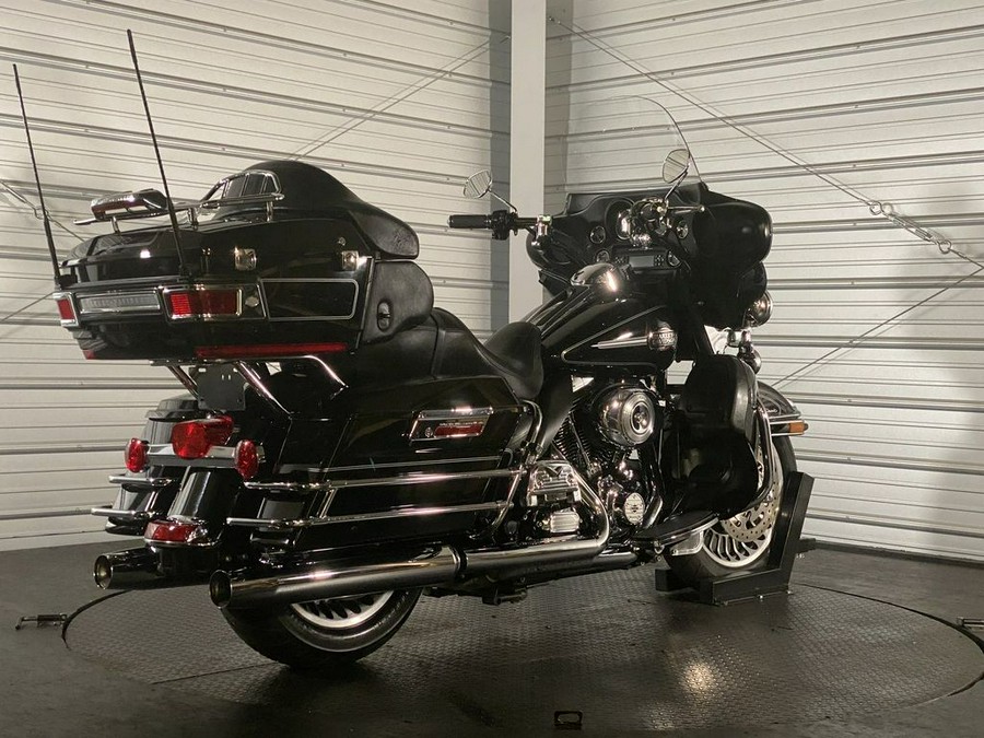 2012 Harley-Davidson® FLHTCU - Electra Glide® Ultra Classic