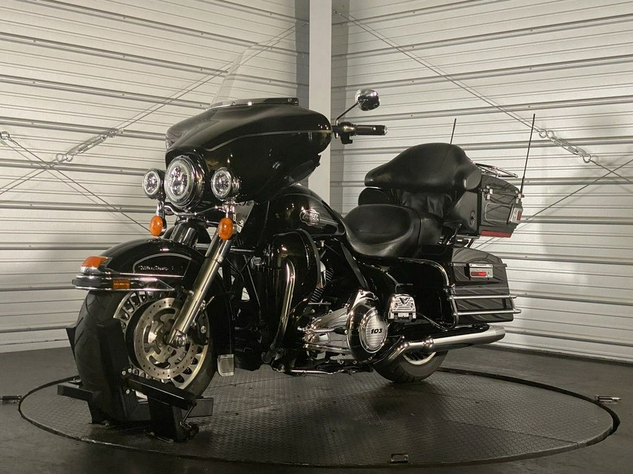 2012 Harley-Davidson® FLHTCU - Electra Glide® Ultra Classic