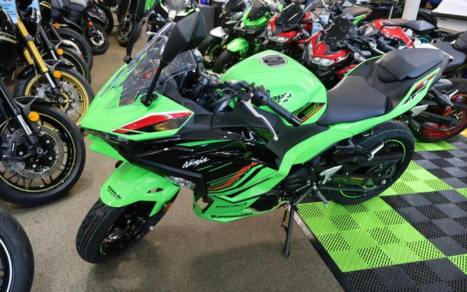 2024 Kawasaki Ninja® 500 KRT