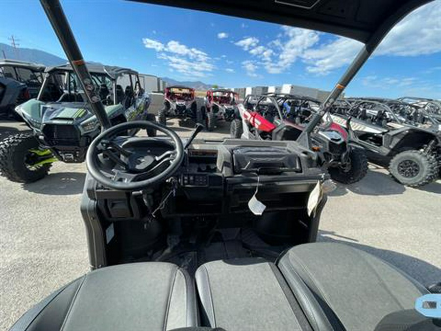 2024 Can-Am Defender MAX XT HD10