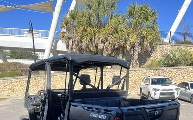 2025 Can-Am® Defender MAX HD9