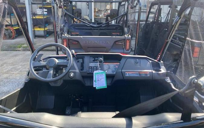 2025 Honda® Pioneer 1000 Base
