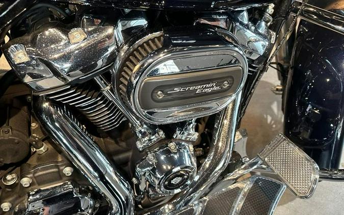 2019 Harley-Davidson® FLHX - Street Glide®