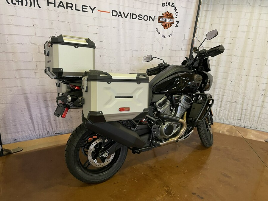 2022 Harley-Davidson Pan America™ 1250 Special RA1250S Black