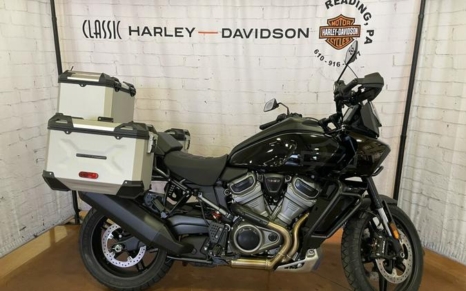 2022 Harley-Davidson Pan America™ 1250 Special RA1250S Black