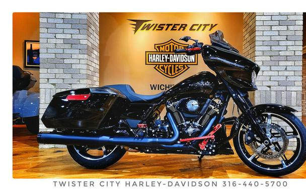 USED 2025 Harley-Davidson® Street Glide®, FLHX