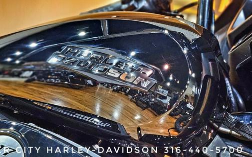 USED 2025 Harley-Davidson® Street Glide®, FLHX