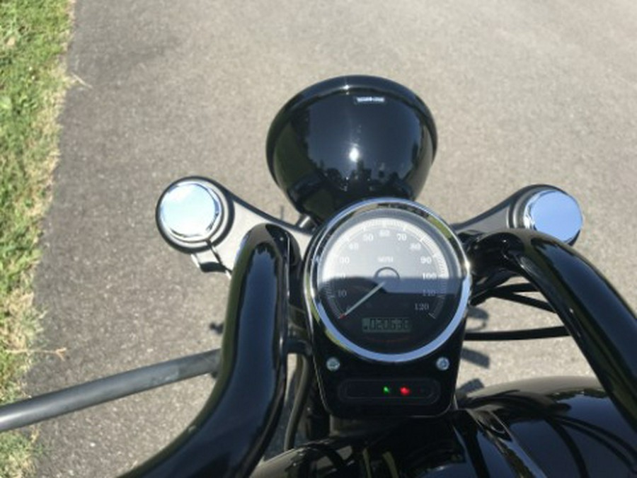 2012 Harley-Davidson BLACKLINE