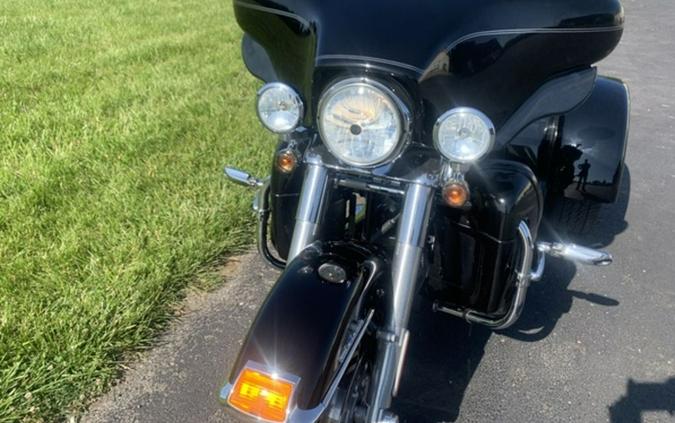 2012 Harley-Davidson® FLHTCUTG - Tri Glide® Ultra Classic®