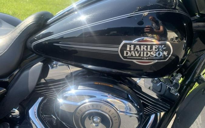 2012 Harley-Davidson® FLHTCUTG - Tri Glide® Ultra Classic®