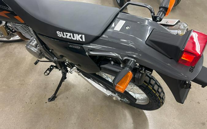 2024 Suzuki DR 650S