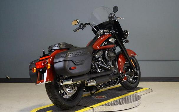 2024 Harley-Davidson® FLHCS - Heritage Classic