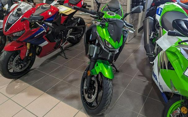 New 2024 KAWASAKI Z500 ABS CANDY LIME GREEN AND METALLIC FLAT SPARK BLACK AND METALLIC GRAPHITE GRAY