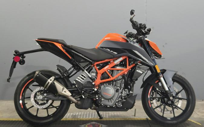 2023 KTM 390 Duke