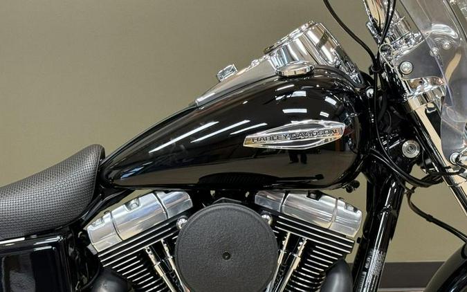 2015 Harley-Davidson® FLD - Dyna® Switchback™