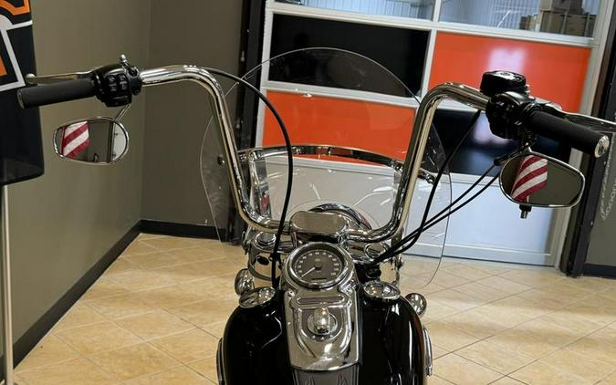 2015 Harley-Davidson® FLD - Dyna® Switchback™