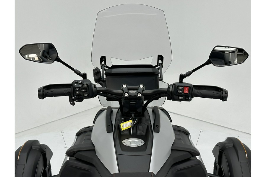 2025 Can-Am Canyon XT