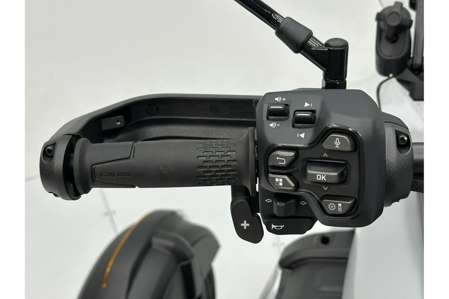 2025 Can-Am Canyon XT