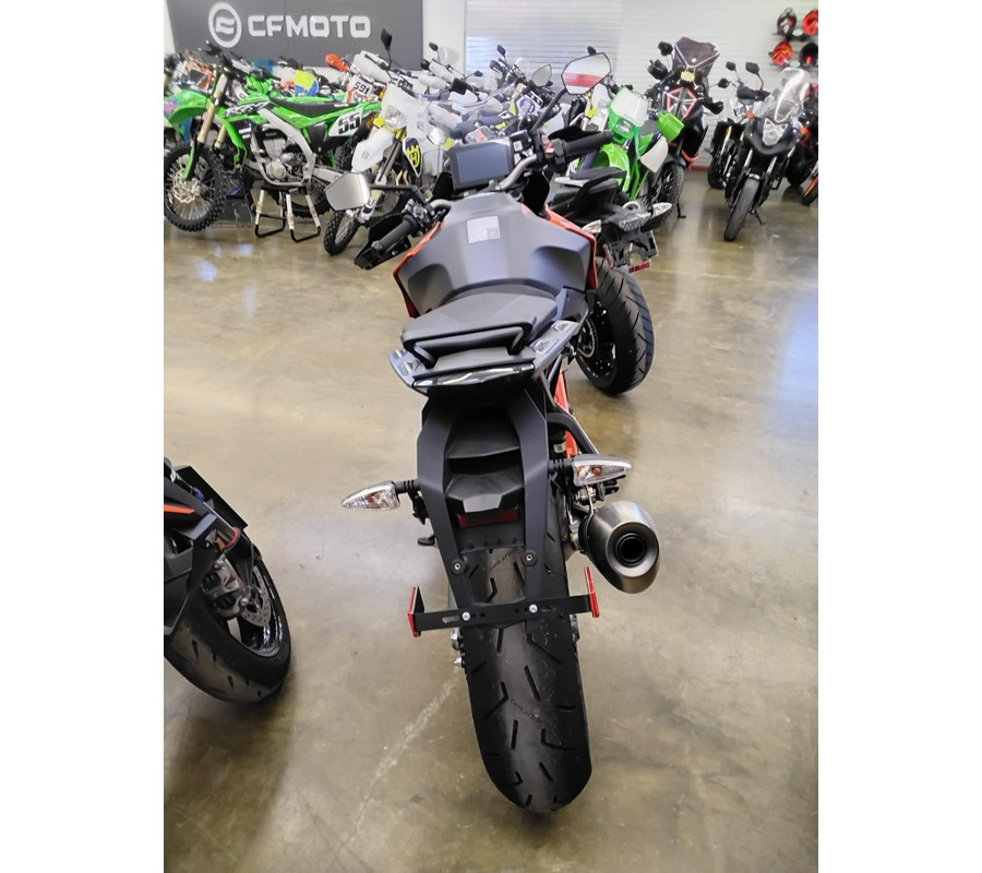 2023 KTM Super Duke 1290 GT