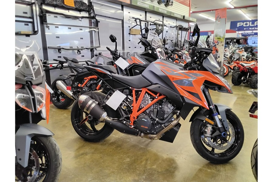 2023 KTM Super Duke 1290 GT
