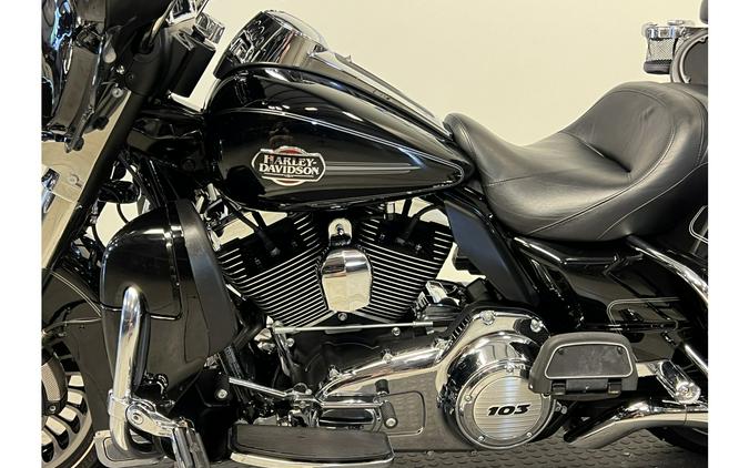 2012 Harley-Davidson® ULTRA CLASSIC