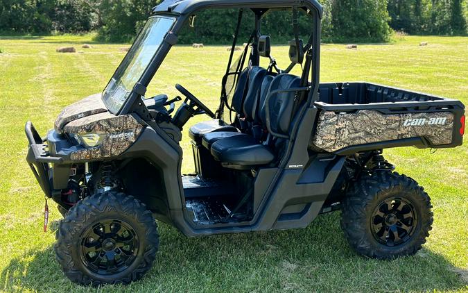 2022 Can-Am Defender XT HD10