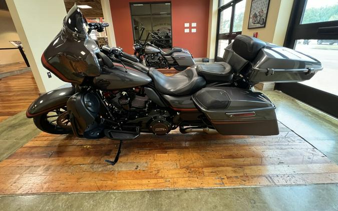 Used 2018 Harley-Davidson CVO Street Glide Motorcycle For Sale Near Memphis, TN