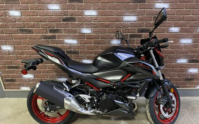 2025 Kawasaki Z500 SE ABS