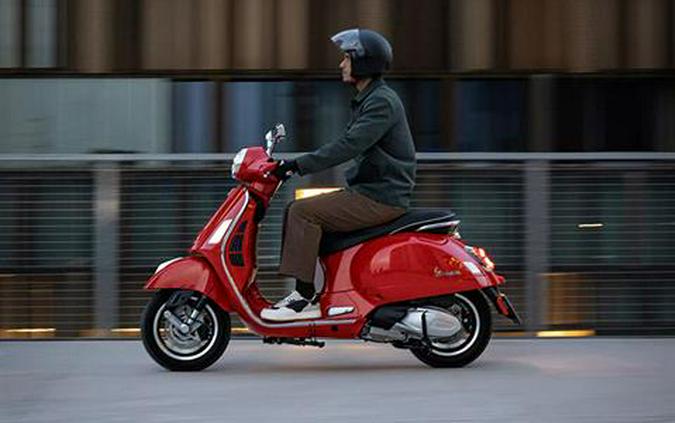 2023 Vespa GTS Super 300