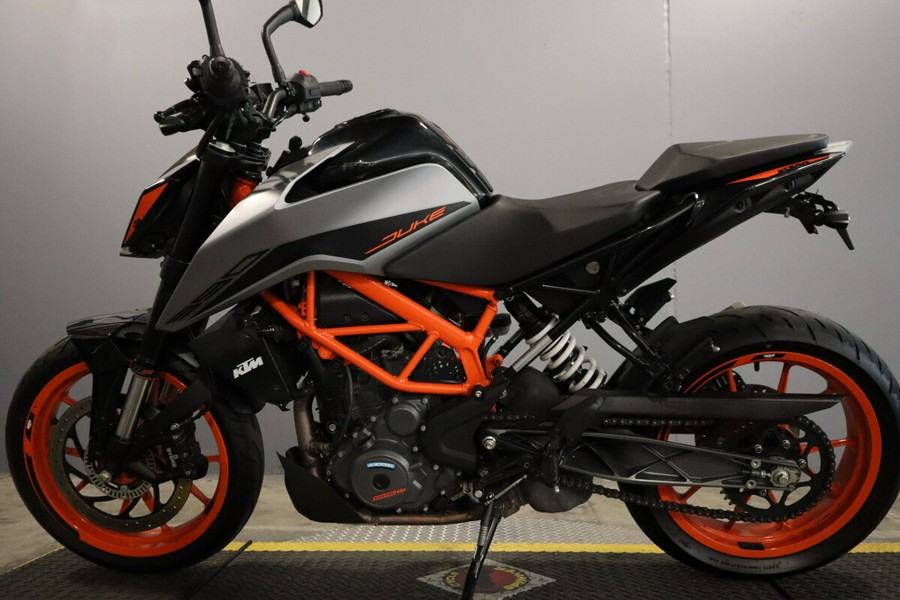 2022 KTM 390 DUKE