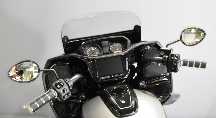 2023 Indian Motorcycle Challenger Dark Horse