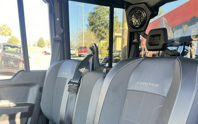 2026 Can-Am® Defender MAX Limited HD11