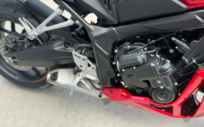 2026 Honda CBR650R E-Clutch