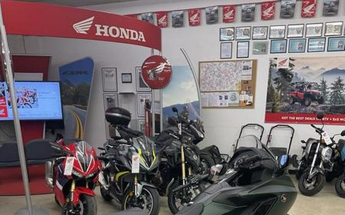 2024 Honda® GL1800BD