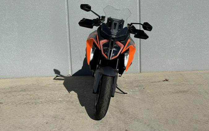 2024 KTM 1290 Super Duke GT