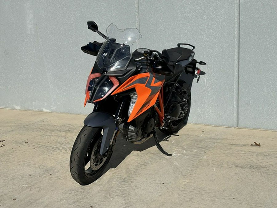 2024 KTM 1290 Super Duke GT