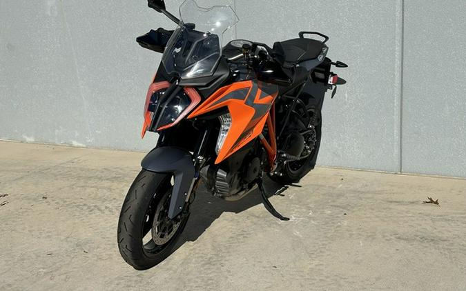 2024 KTM 1290 Super Duke GT