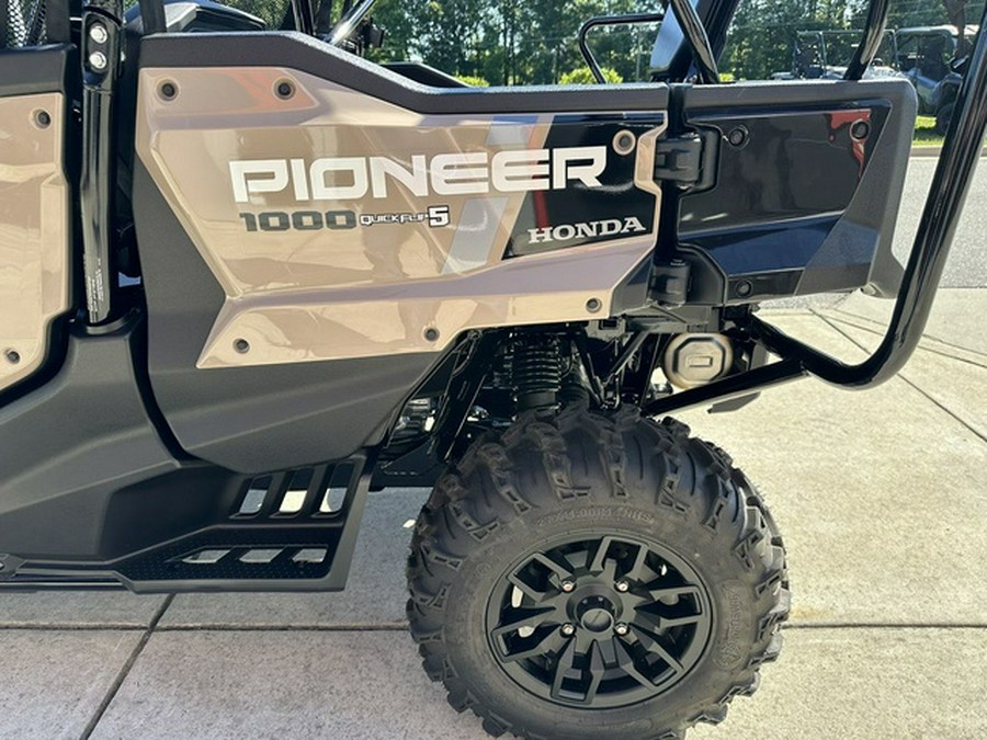 2023 Honda Pioneer 1000-5 Deluxe