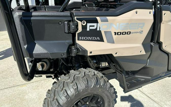 2023 Honda Pioneer 1000-5 Deluxe