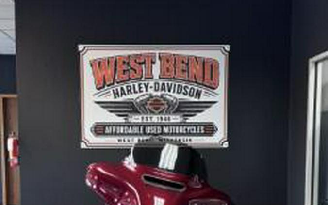 2014 Harley-Davidson Street Glide Special Mysterious Red