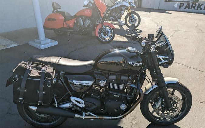 2020 Triumph Speed Twin Review Photo Gallery