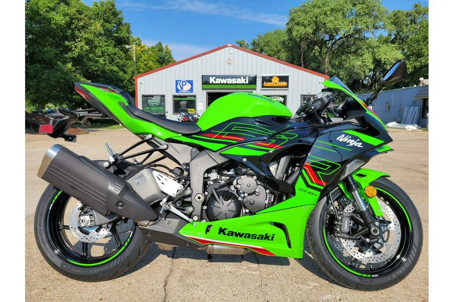 2024 Kawasaki ZX636JRFAN