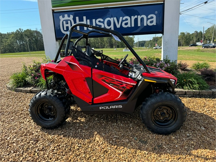 2025 Polaris RZR 200 EFI